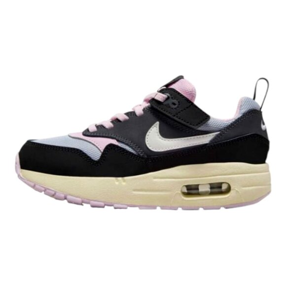 Nike Black and Pink Sneakers for Everyday Comfort - Picture 1 of 12